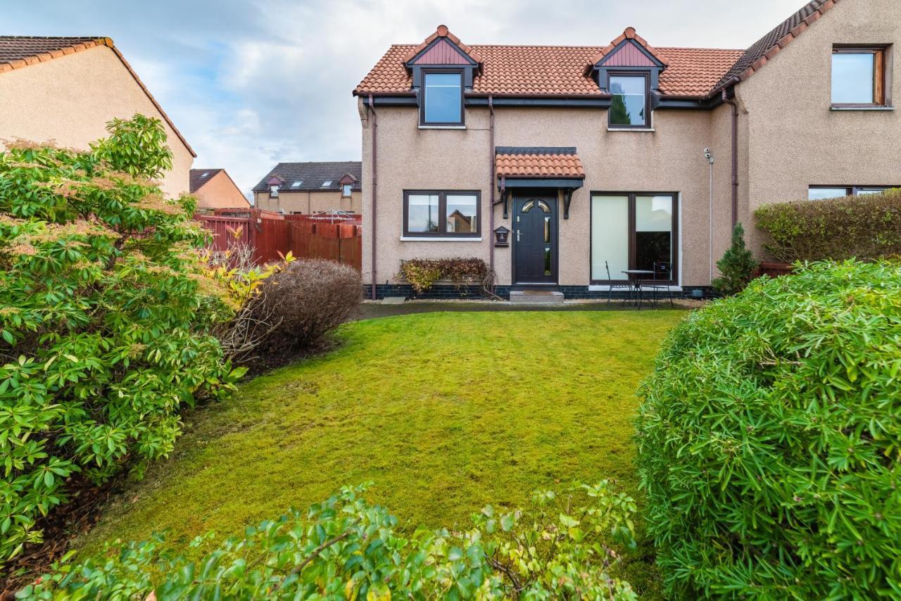 Willa , Cosy House In Inverness Exterior photo